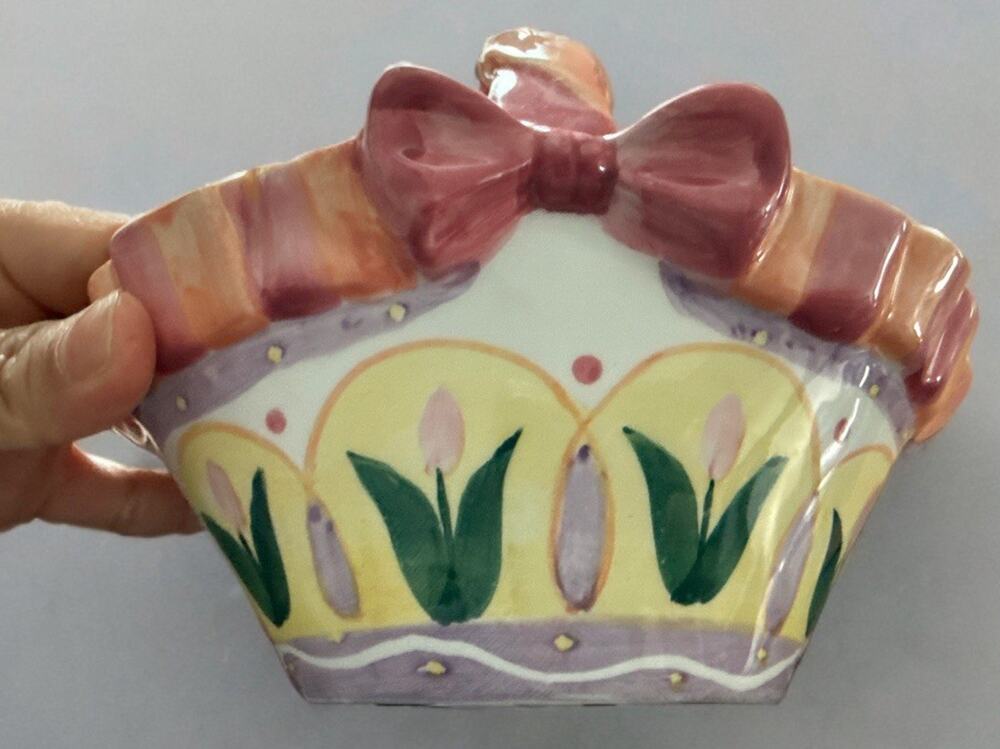 Ashley Collection Ceramic Decorative Basket Floral Multicolor Glossy Oval